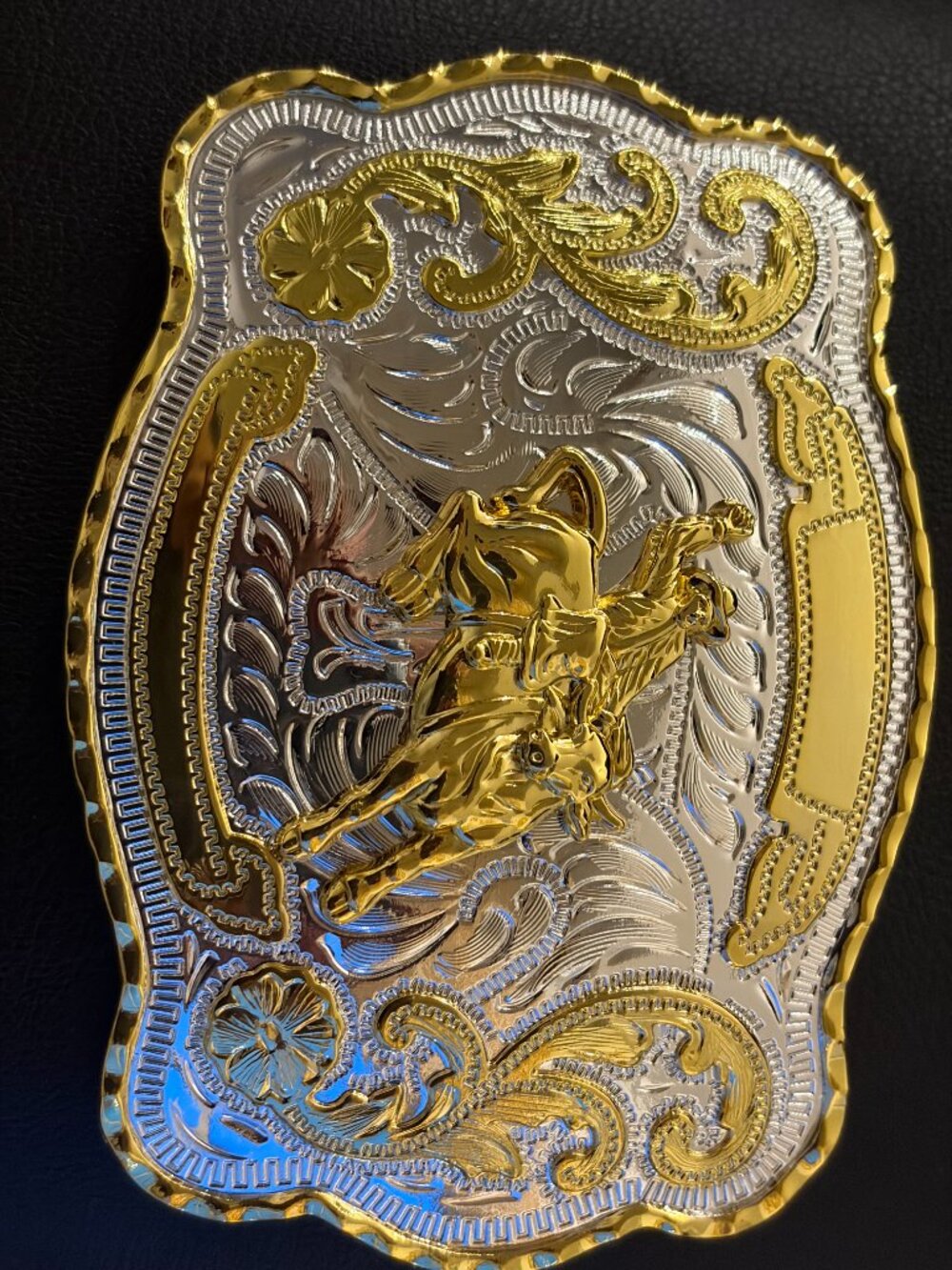 Beautiful Big Bull Rider Belt Buckle - Picture 4 of 5